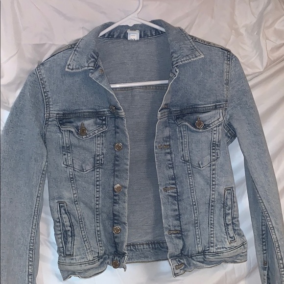 Jean Jacket - Picture 1 of 4